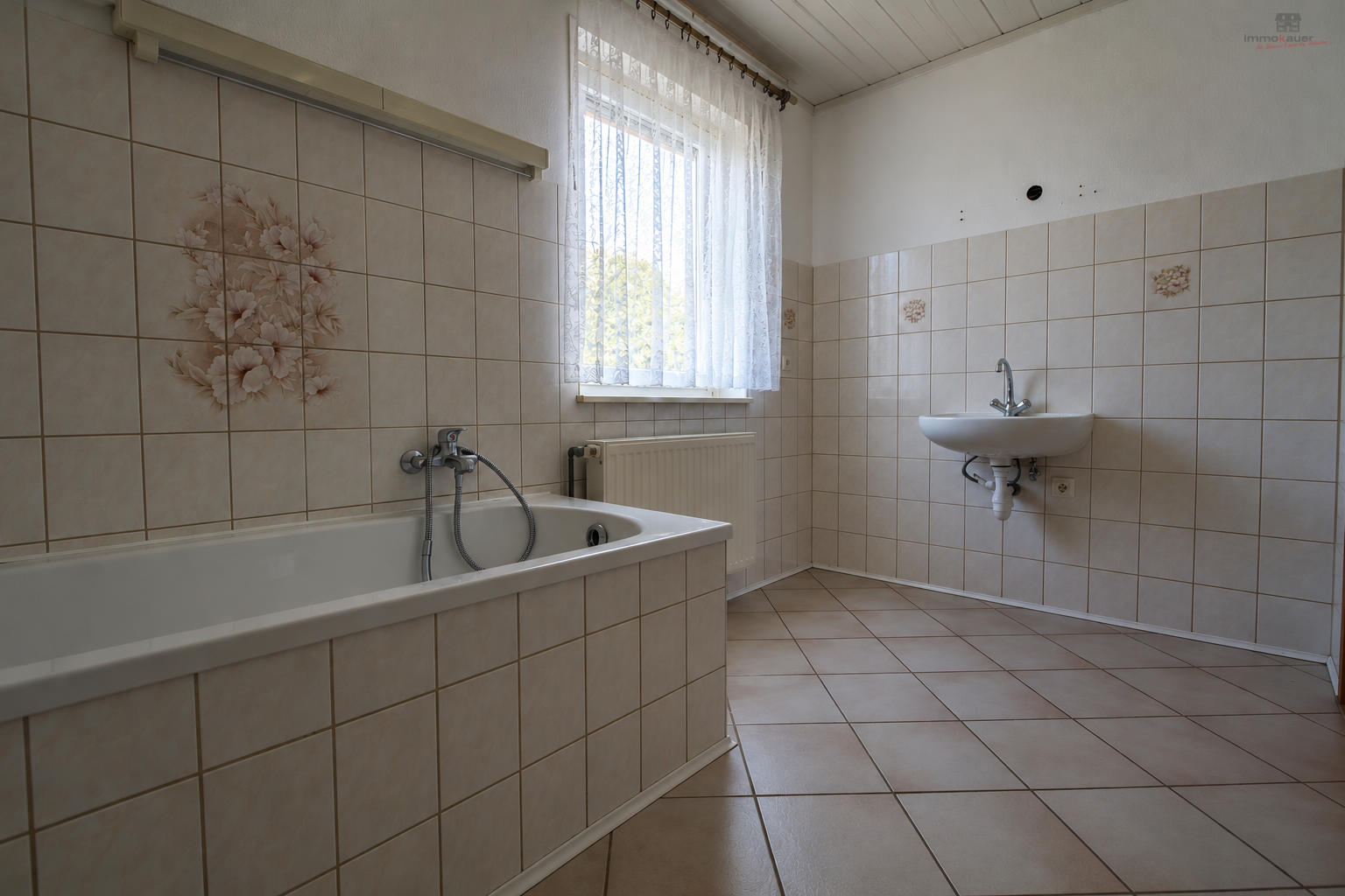 Badezimmer im DG